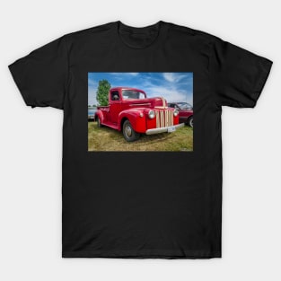 1946 Ford pickup truck T-Shirt